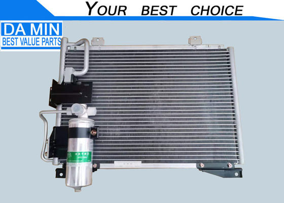 Condensatore LPA-236 8971073642 del condizionatore d'aria di ISUZU NHR NKR 4JA1 4JB1 4JG2 con l'essiccatore dell'aria