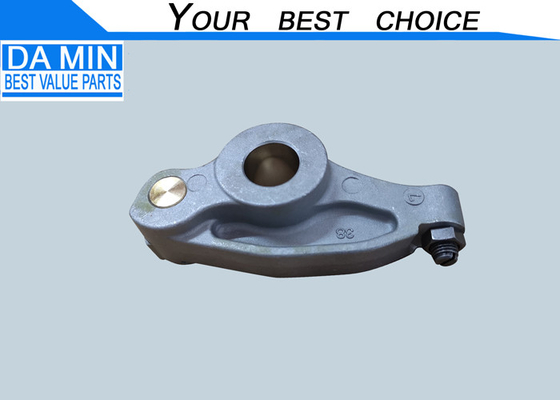 4HK1 6HK1 Rocker Arm 8973064213 Testa del cilindro Air Inlet Rocker Arm Escavatore ZX240 ZX360 Camion NPR NQR FSR FVR